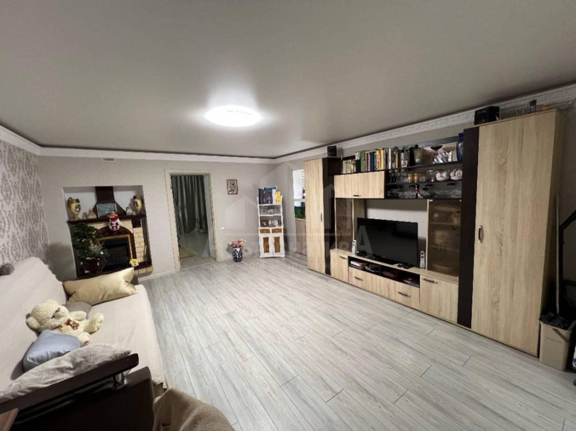 Купить дачу, дом, коттедж за 8 999 000 рублей на Нины Попцовой ул.