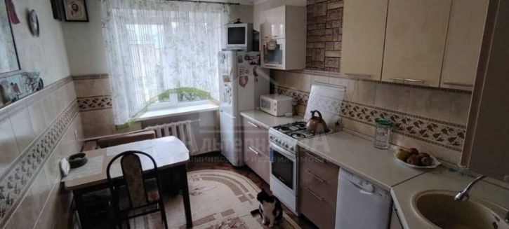 3-комн квартира Малиновского пер.