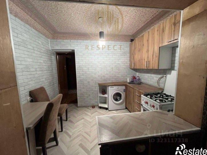 2-комн квартира улица Адмиральского, 8/3,  д. 8/3