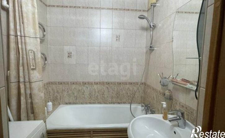 2-комн квартира Ессентукская улица, 72,  д. 72