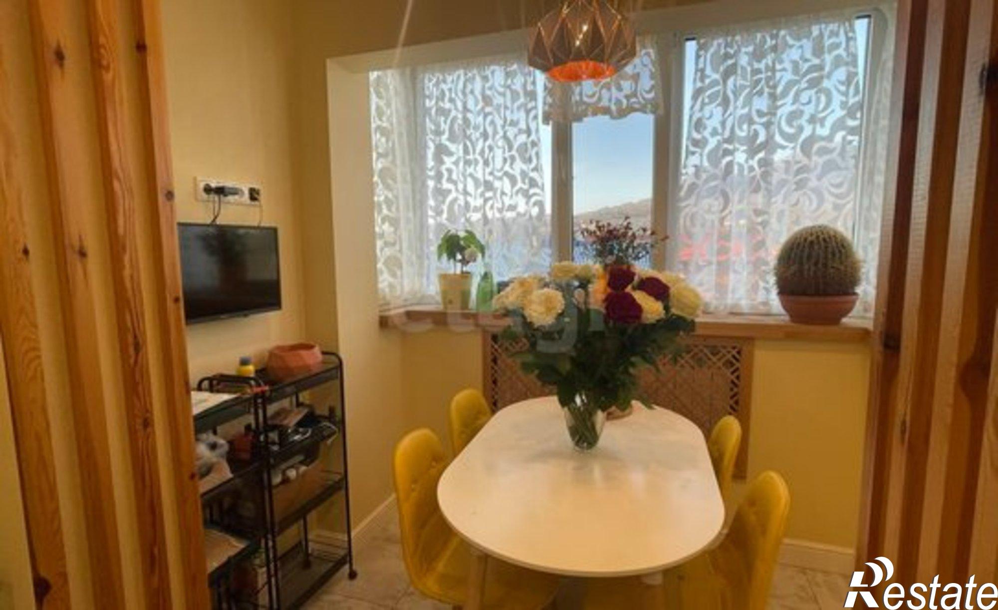 Купить квартиру за 11 500 000 рублей на ул Адмиральского, 2 4