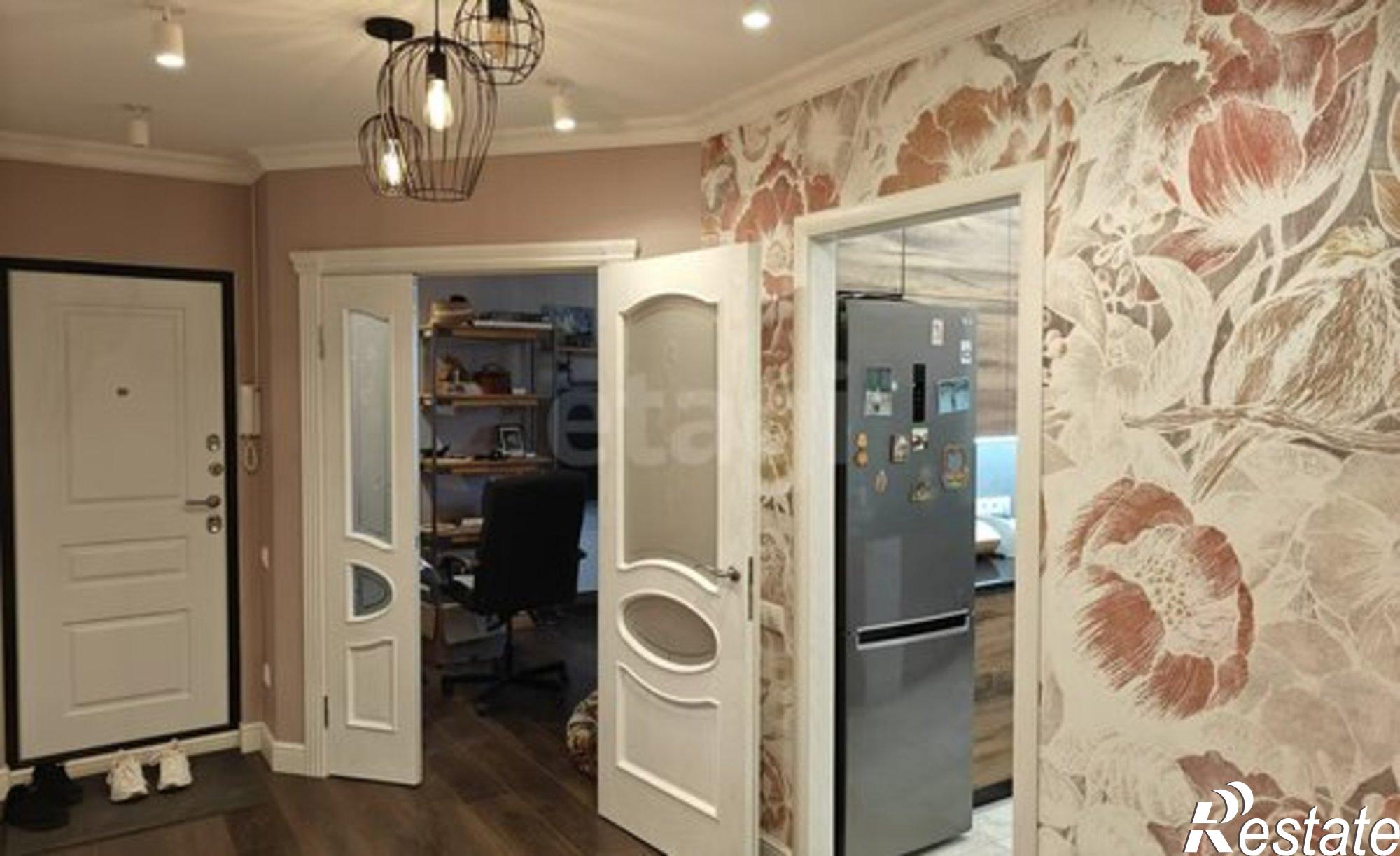 Купить квартиру за 11 500 000 рублей на ул Адмиральского, 2 4