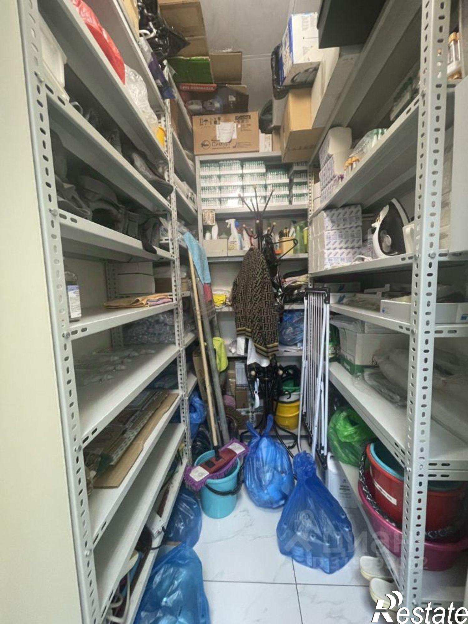 Купить помещение свободного назначения за 29 000 200 рублей на улица Бунимовича