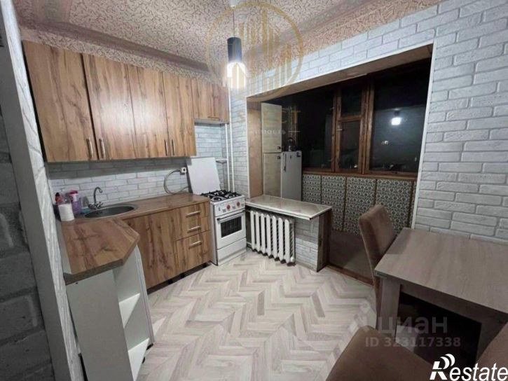 2-комн квартира улица Адмиральского, 8/3,  д. 8/3