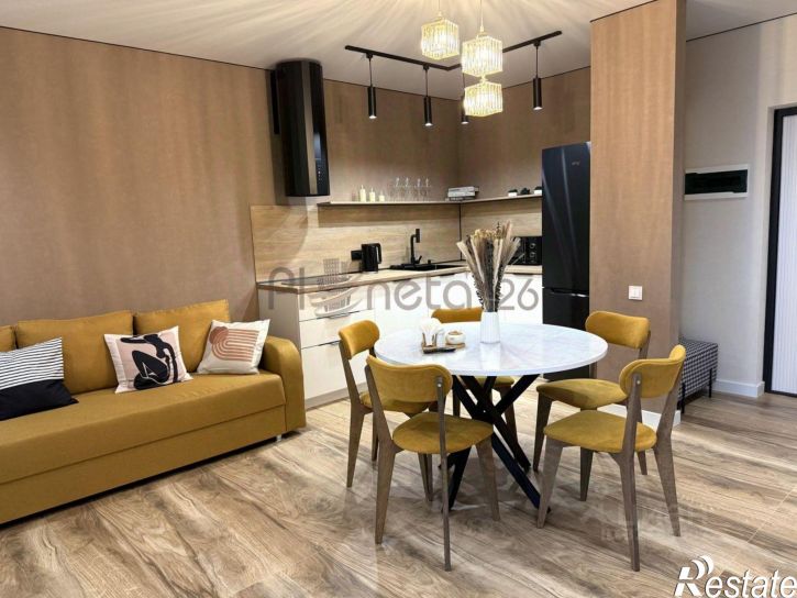 3-комн квартира улица Бунимовича, 1А,  д. 1А