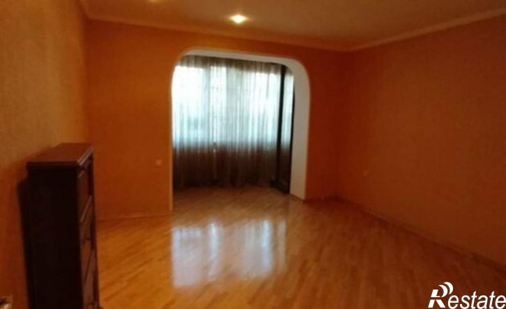 3-комн квартира ул Дунаевского, 20,  д. 20