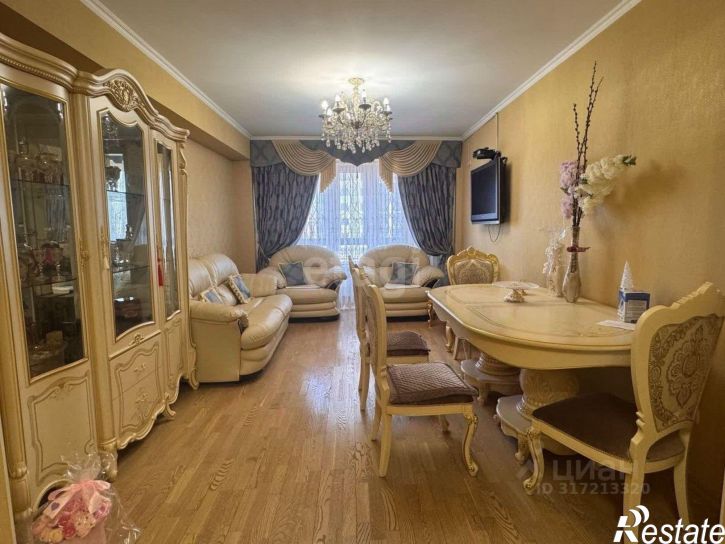 2-комн квартира ул 295 Стрелковой Дивизии, 13 4,  д. 13 4,  к. 4