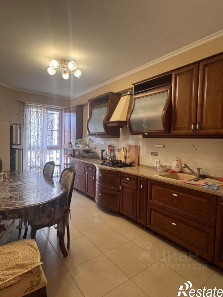 2-комн квартира ул 295 Стрелковой Дивизии, 13 4,  д. 13 4,  к. 4