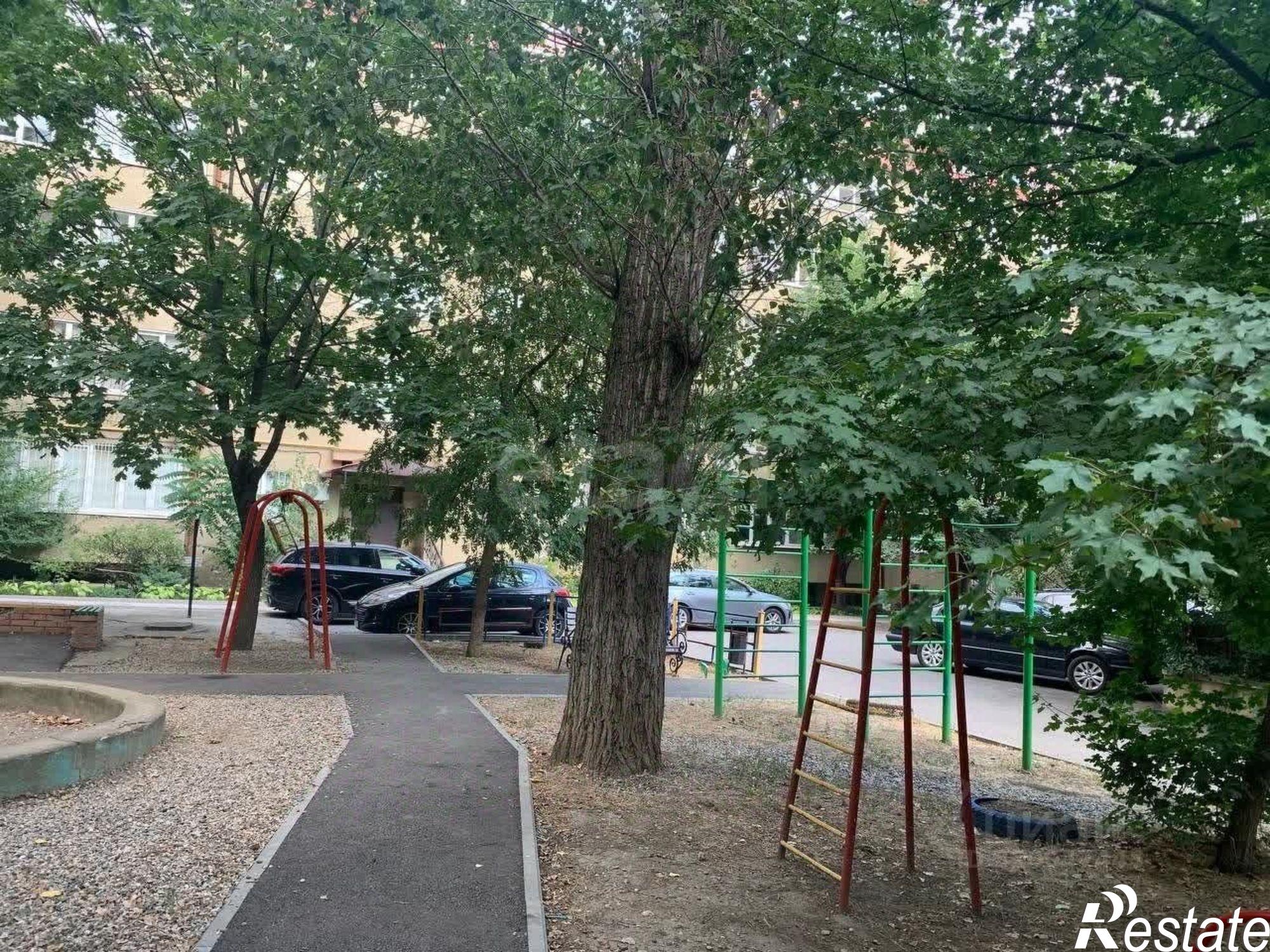 Сдать квартиру за 30 000 рублей на проспект Калинина, 108