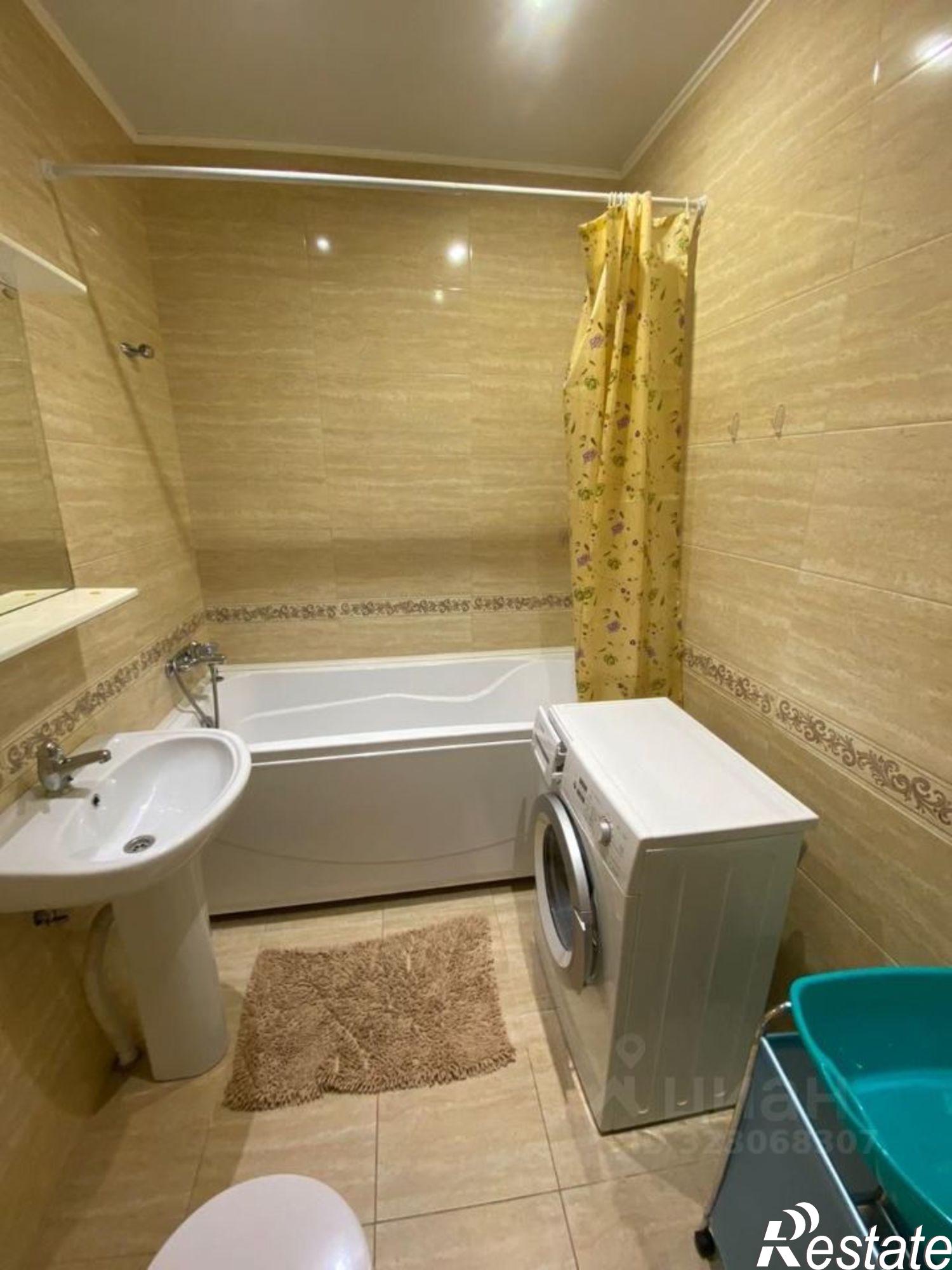 Сдать квартиру за 37 000 рублей на проспект Калинина, 2А