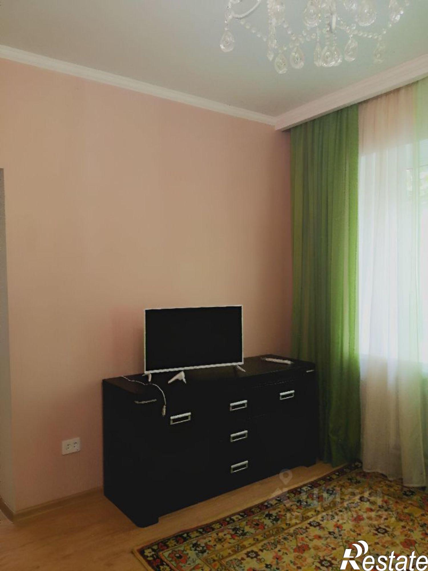 Сдать дачу, дом, коттедж за 40 000 рублей на улица Энгельса, 108