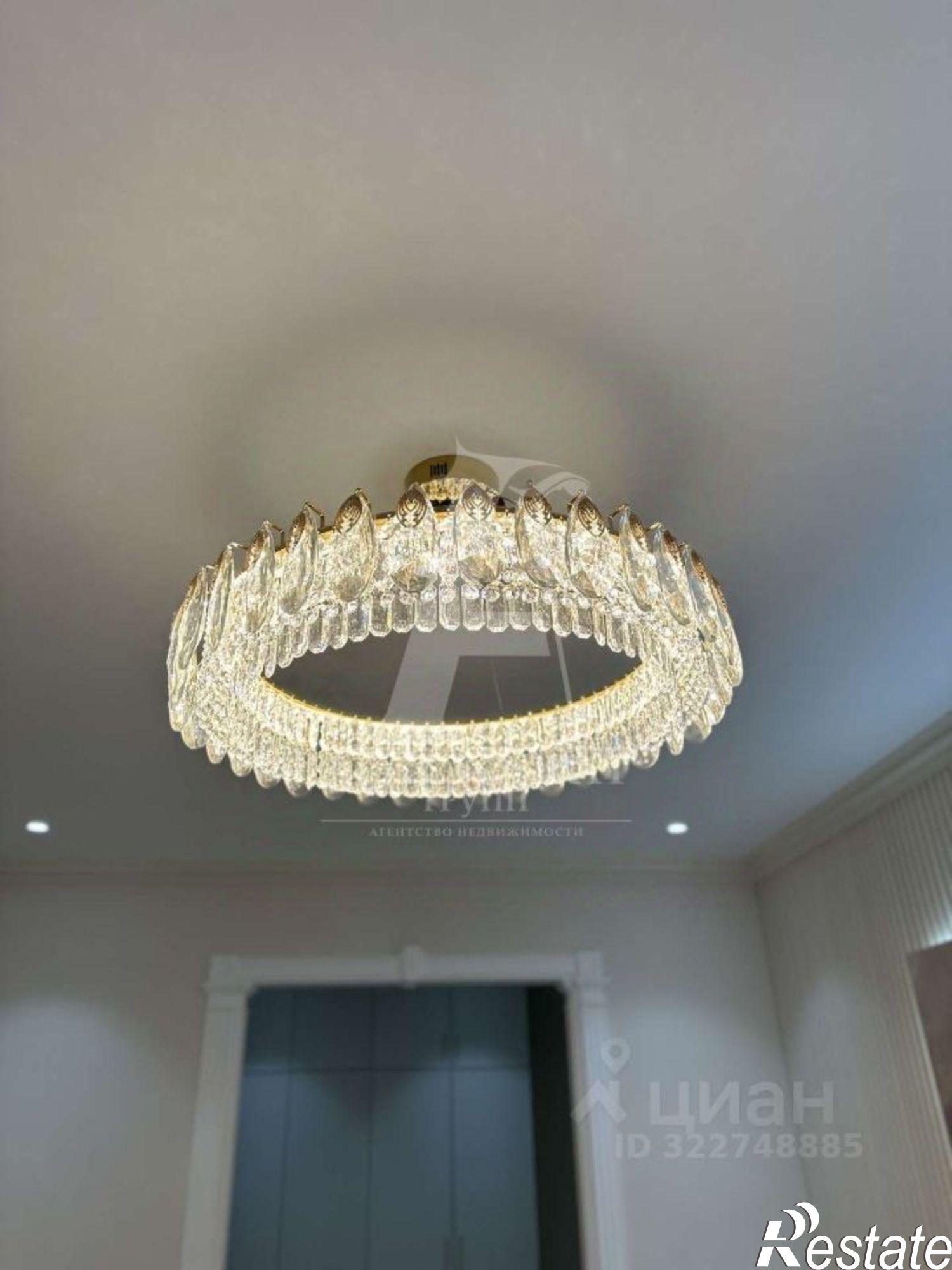 Сдать квартиру за 85 000 рублей на улица Адмиральского, 1А