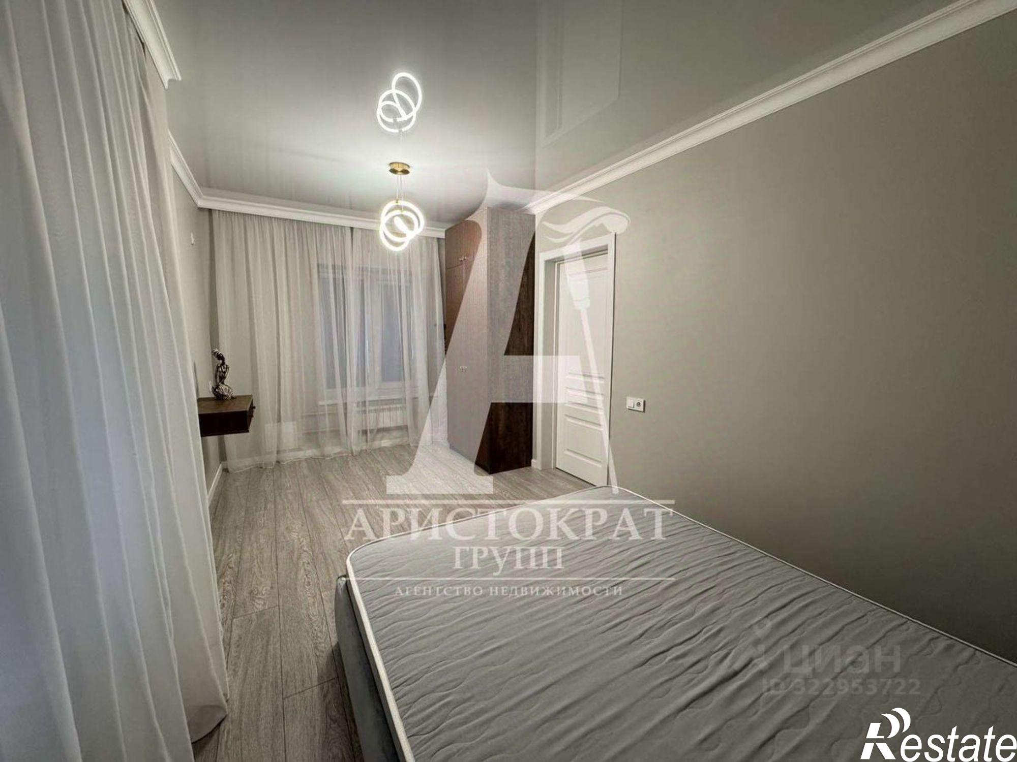 Сдать квартиру за 50 000 рублей на улица Юлиуса Фучика, 4 к2