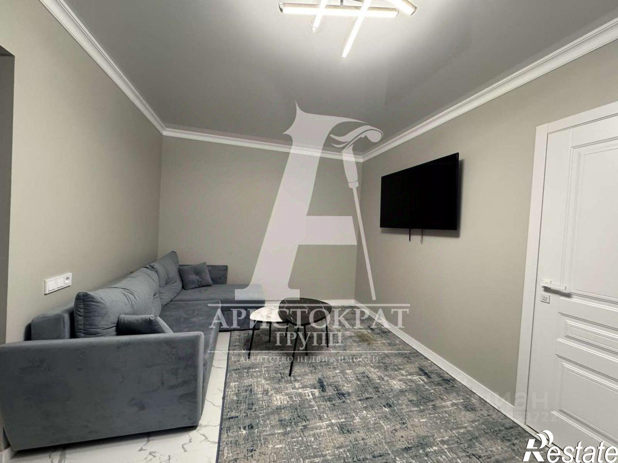 Сдать квартиру за 50 000 рублей на улица Юлиуса Фучика, 4 к2