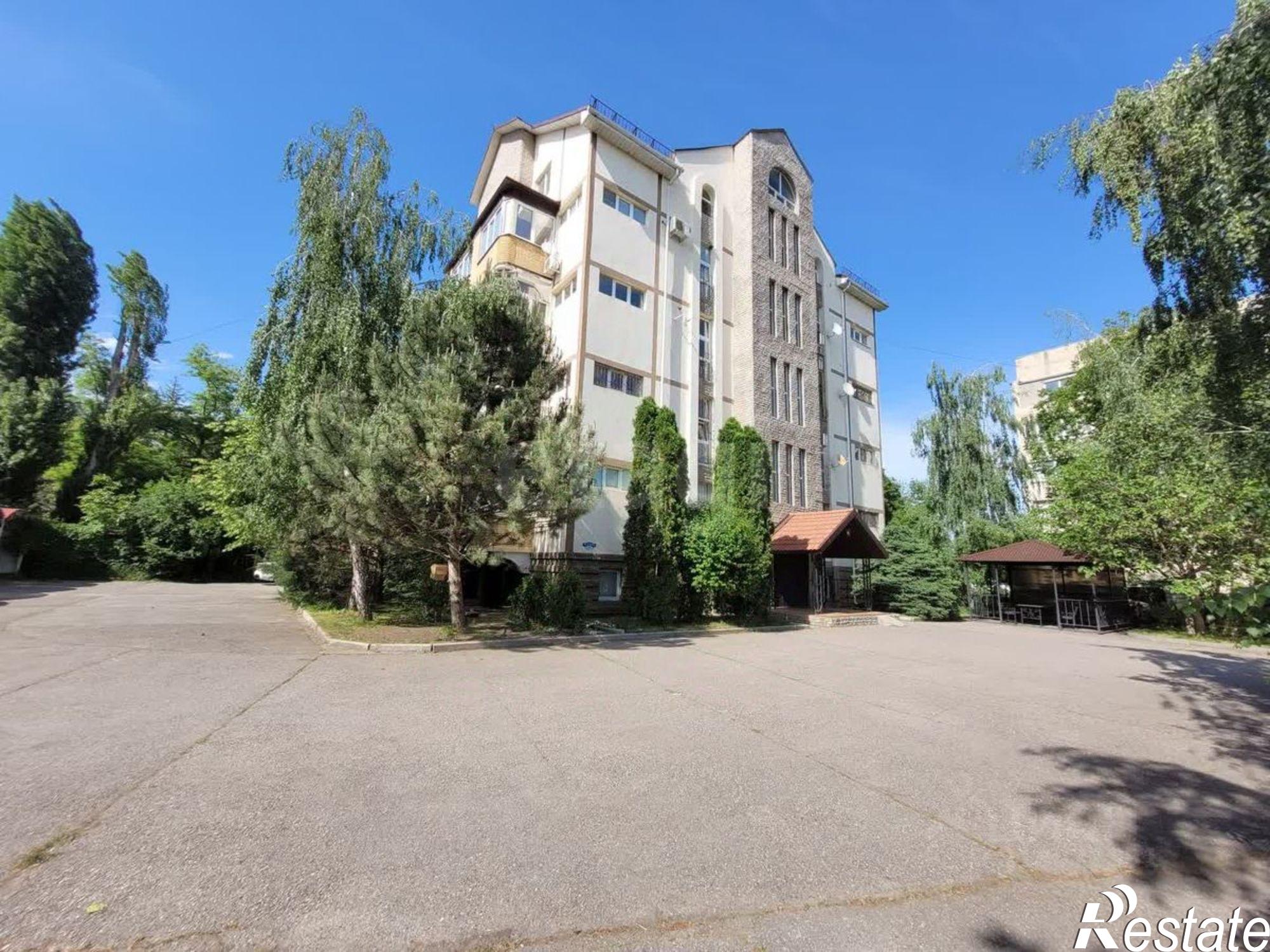 Купить квартиру за 16 000 000 рублей на улица Пестова, 22 к1