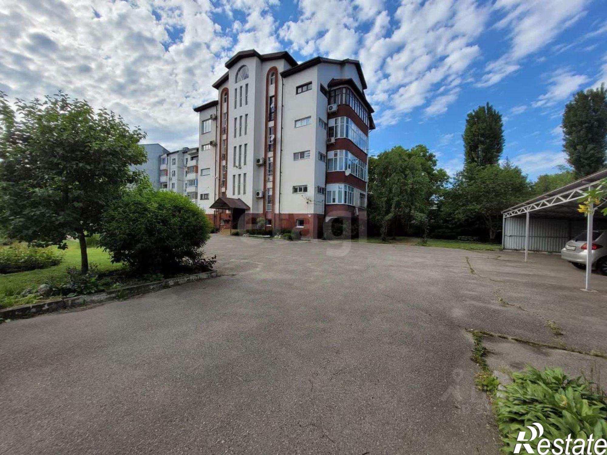 Купить квартиру за 20 000 000 рублей на улица Пестова, 22 к1