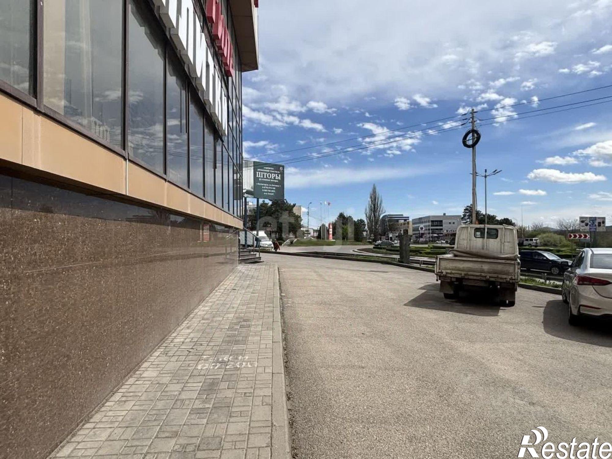 Купить помещение свободного назначения за 160 001 000 рублей на Беговая улица