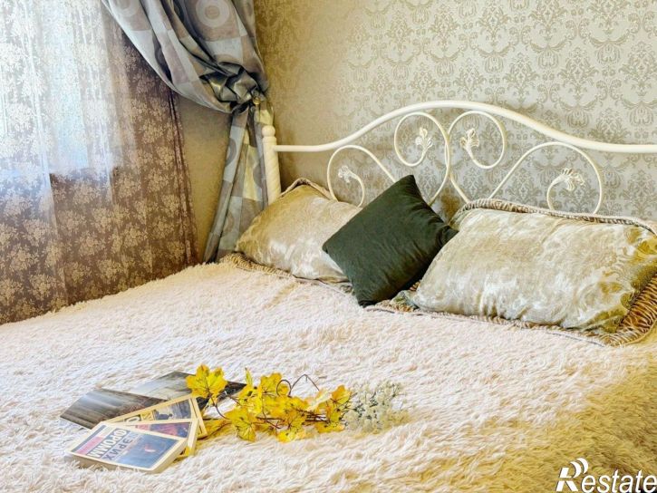 2-комн квартира улица Аллея Строителей, 7,  д. 7