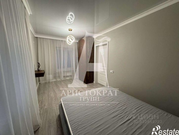 1-комн квартира улица Юлиуса Фучика, 4 к2,  д. 4 к2