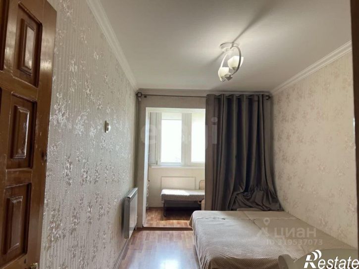 2-комн квартира Коллективная улица, 70,  д. 70