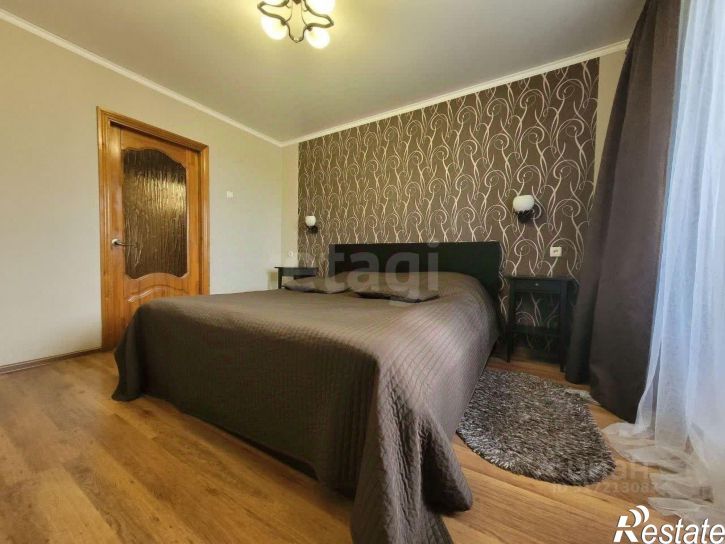 3-комн квартира улица Шатило, 15,  д. 15