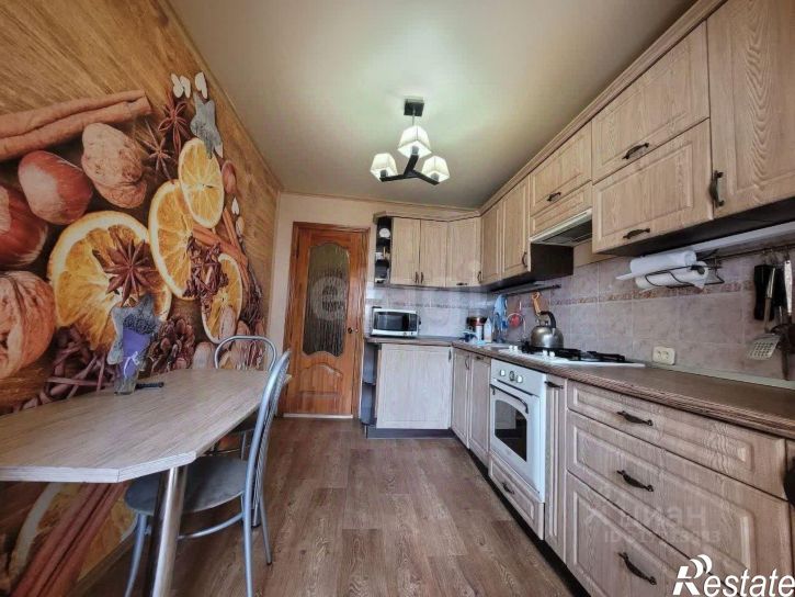 3-комн квартира улица Шатило, 15,  д. 15