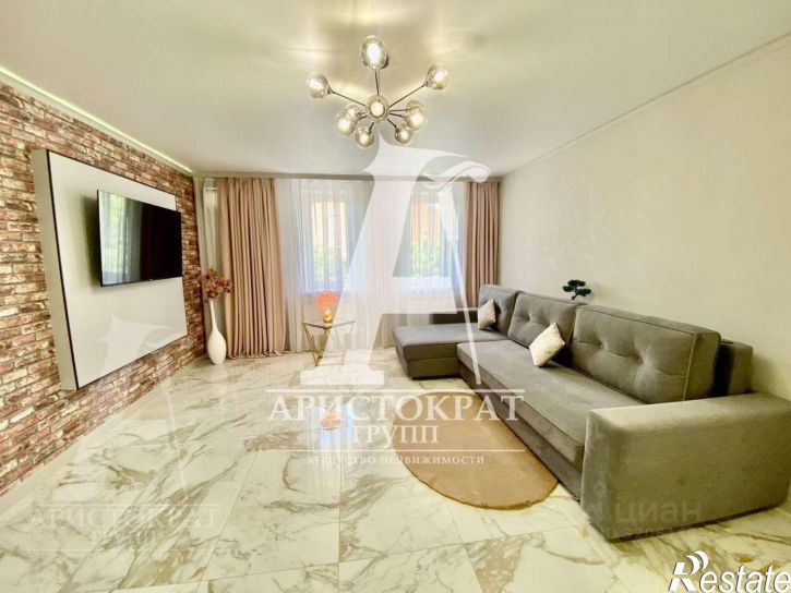 3-комн квартира улица Пестова, 17А,  д. 17А