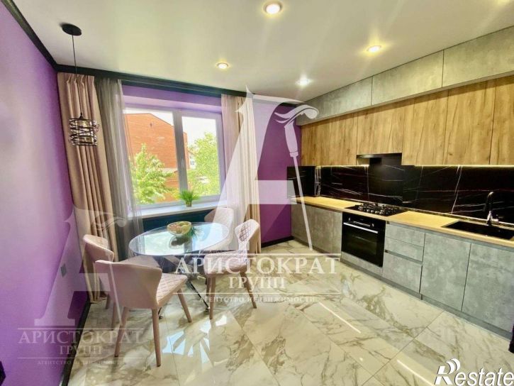 3-комн квартира улица Пестова, 17А,  д. 17А