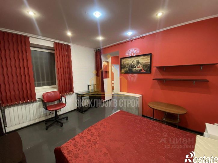 2-комн квартира проспект Кирова, 36,  д. 36