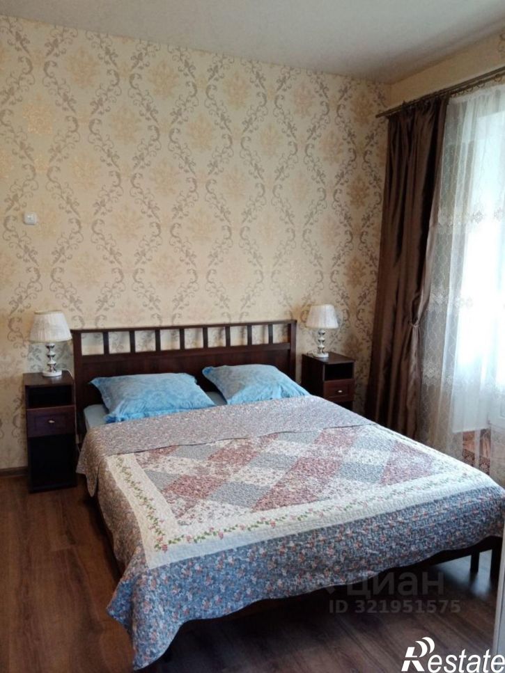 2-комн квартира проспект Калинина, 27 к4,  д. 27 к4