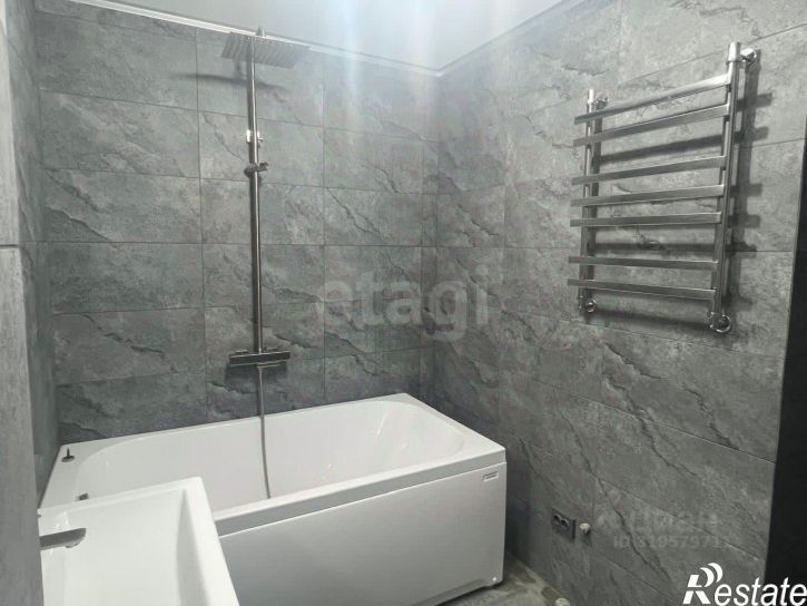 2-комн квартира проспект Кирова, 58А,  д. 58А