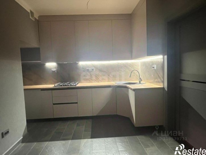 2-комн квартира проспект Кирова, 58А,  д. 58А