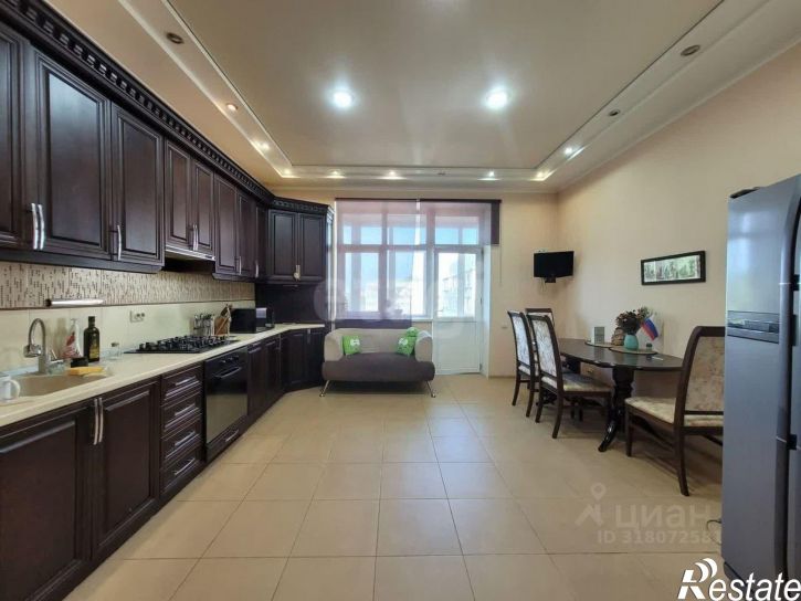 3-комн квартира улица Пестова, 22 к1,  д. 22 к1