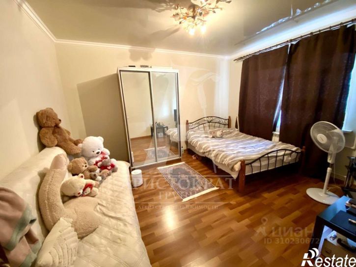 1-комн квартира улица Нежнова, 21 к3,  д. 21 к3