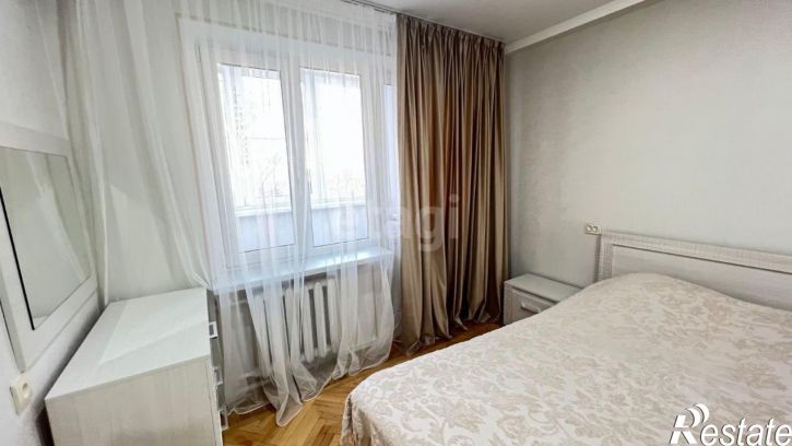 4-комн квартира улица Мира, 81,  д. 81