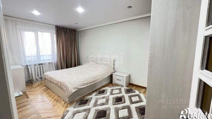 4-комн квартира улица Мира, 81,  д. 81