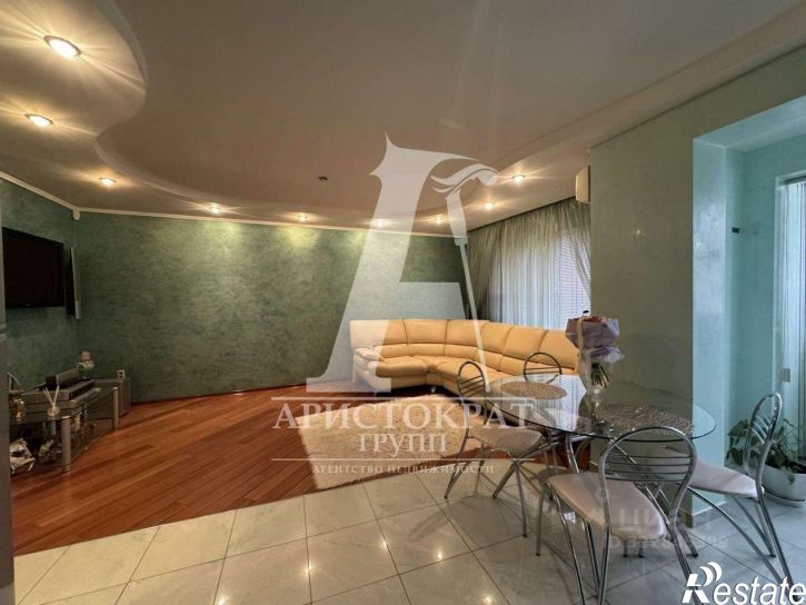 3-комн квартира улица Нежнова, 56 к3,  д. 56 к3