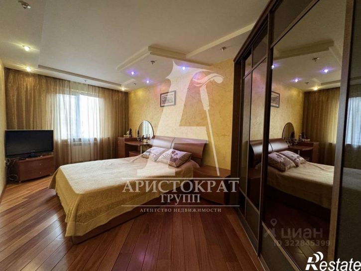 3-комн квартира улица Нежнова, 56 к3,  д. 56 к3