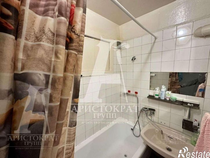 3-комн квартира улица Аллея Строителей, 10 к2,  д. 10 к2