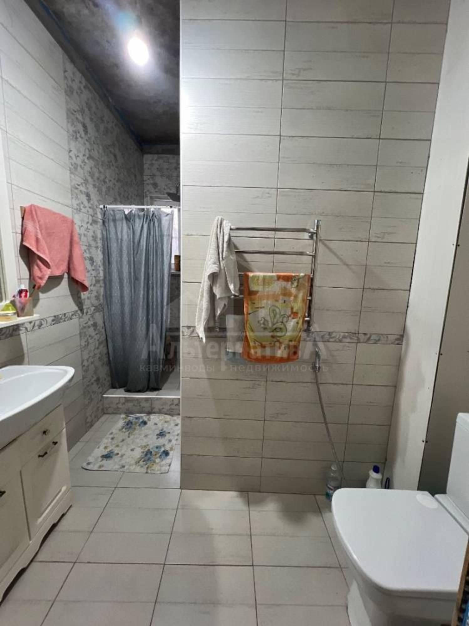 Купить дачу, дом, коттедж за 9 100 000 рублей на Промышленная ул.