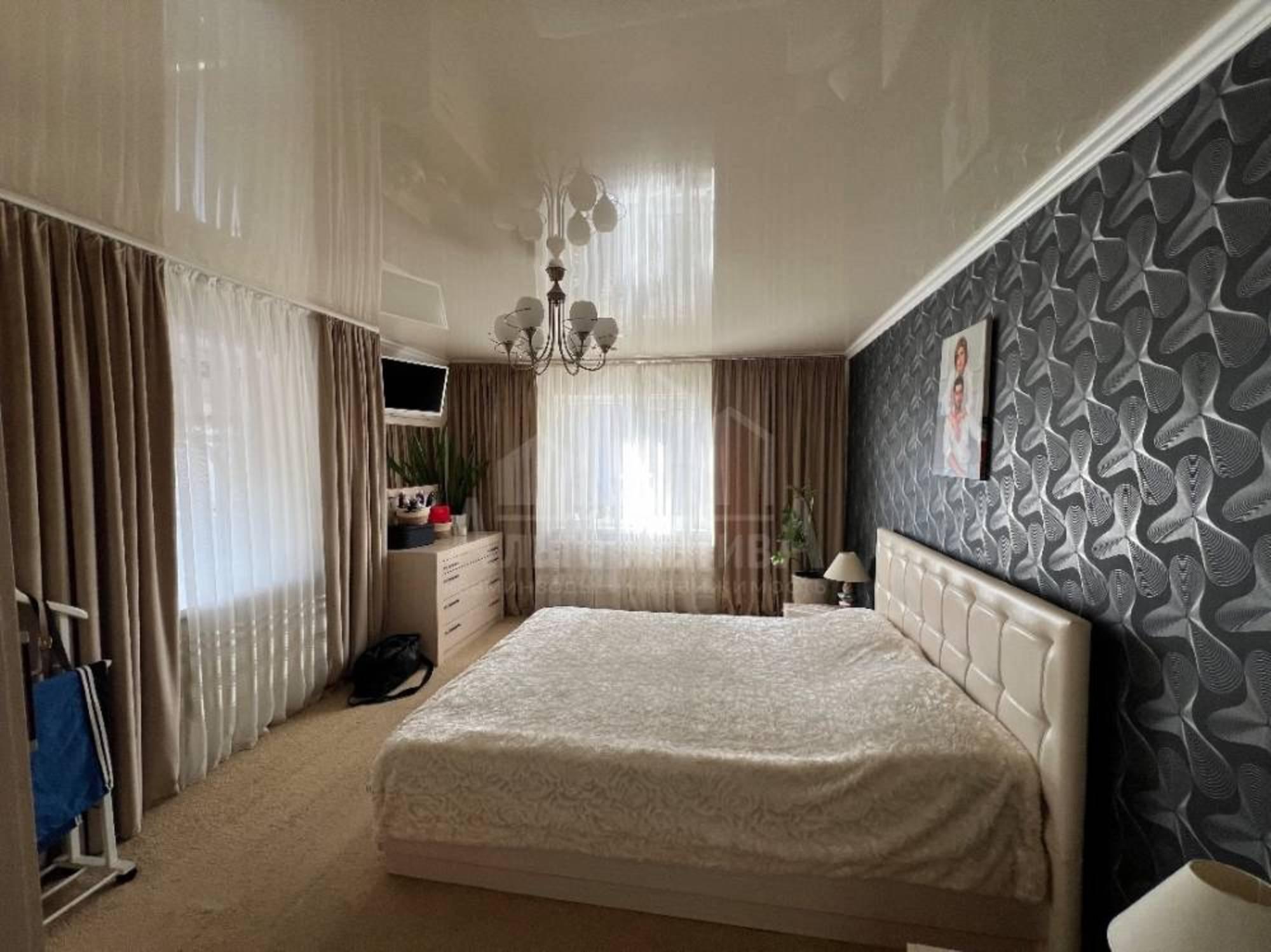 Купить дачу, дом, коттедж за 16 000 000 рублей на Шумный пер.