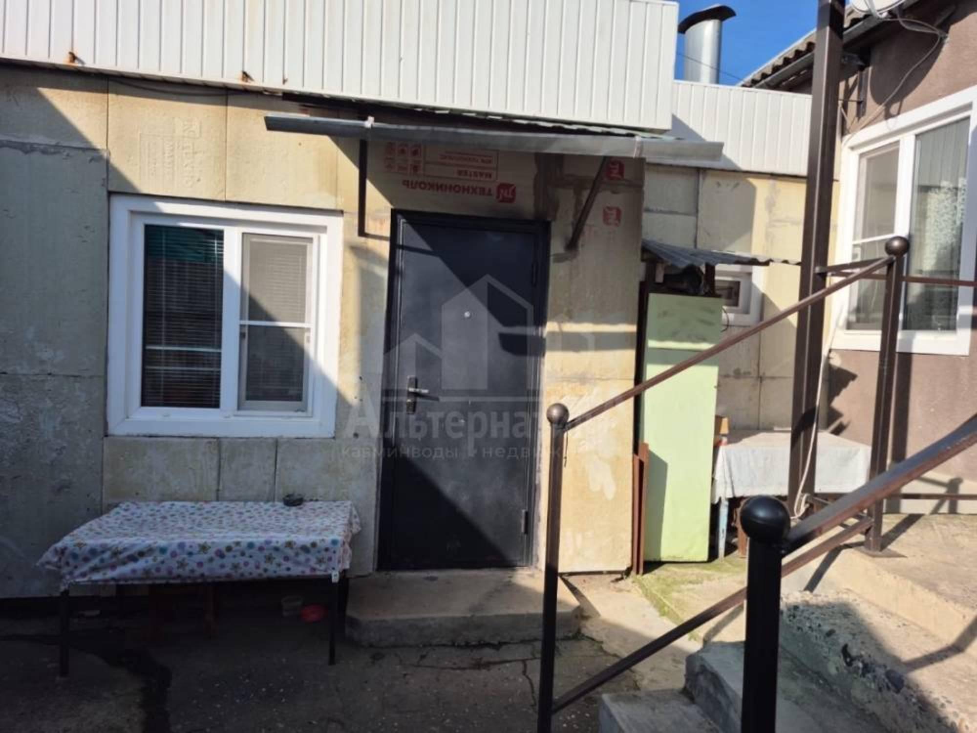 Купить дачу, дом, коттедж за 5 900 000 рублей на Тихая ул.