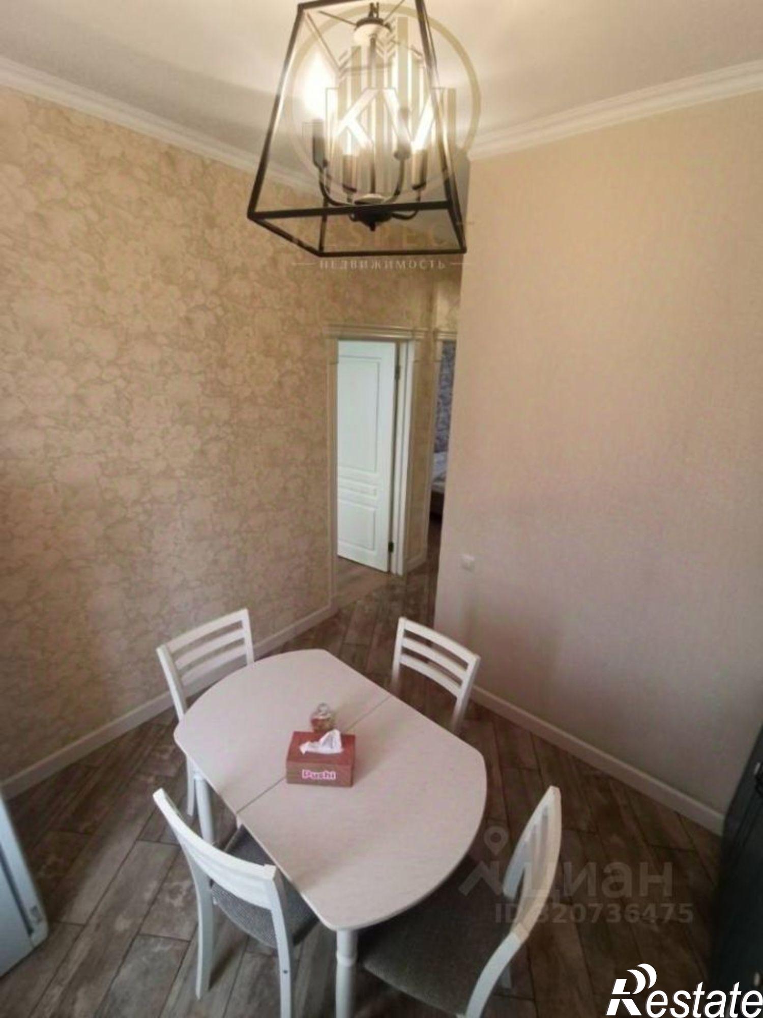 Сдать квартиру за 40 000 рублей на улица Юлиуса Фучика, 9