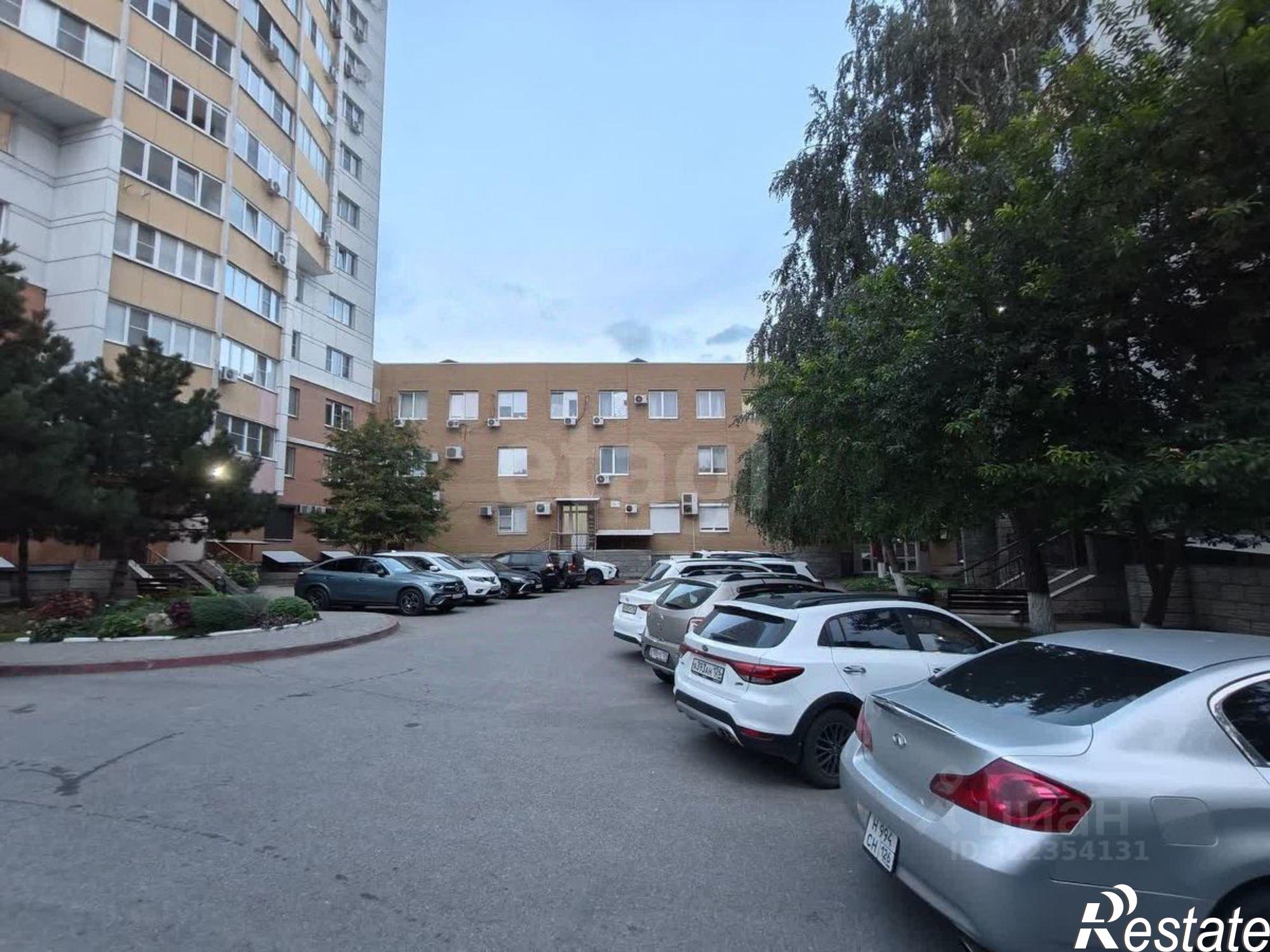 Купить квартиру за 16 300 000 рублей на улица Дунаевского, 9