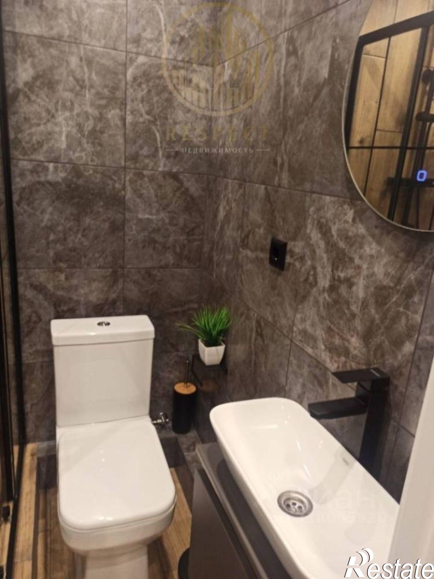 Купить квартиру за 3 998 000 рублей на улица Адмиральского, 2/2