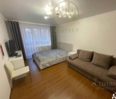 1-комн, 35кв м, этаж 1/5 улица Кучуры, 2