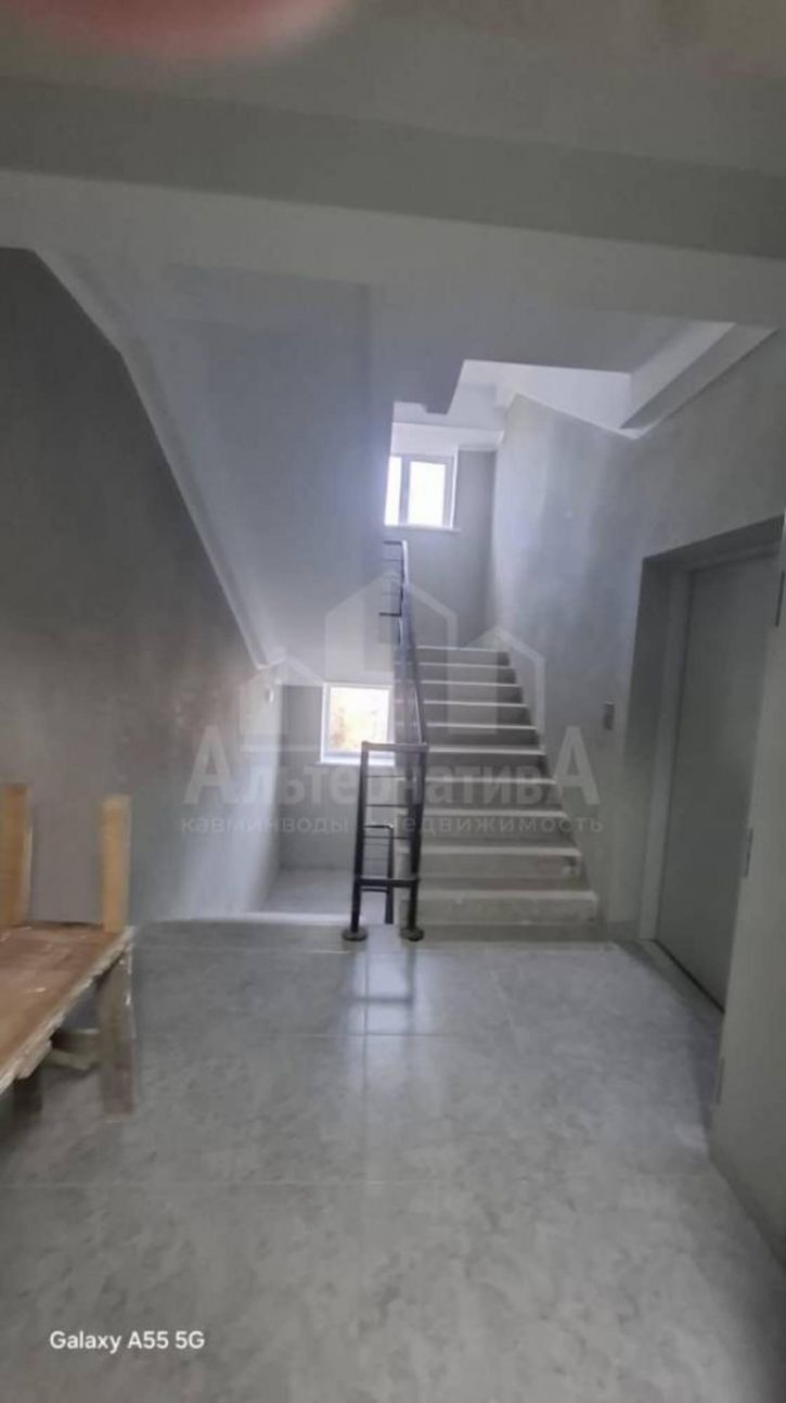 3-комн квартира Малиновского ул