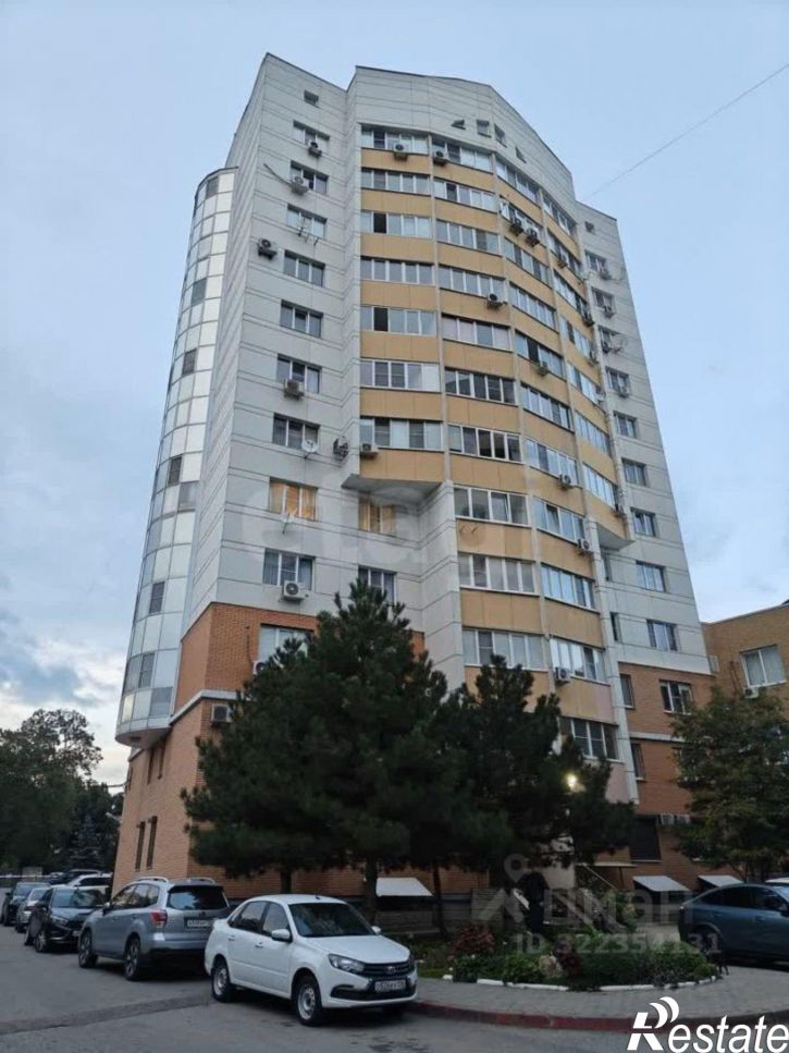 3-комн квартира улица Дунаевского, 9,  д. 9