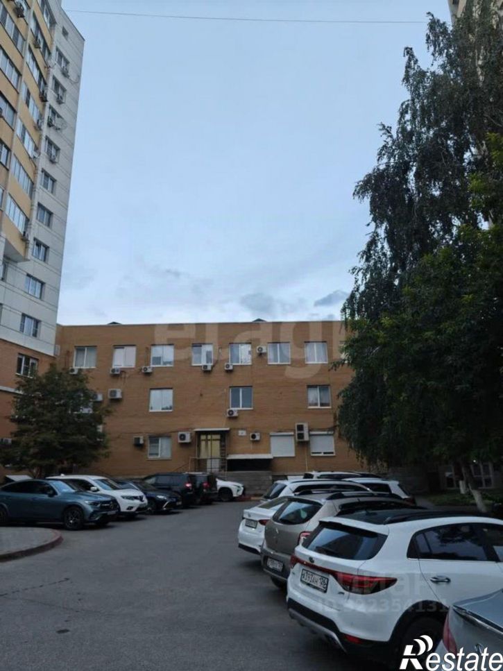 3-комн квартира улица Дунаевского, 9,  д. 9