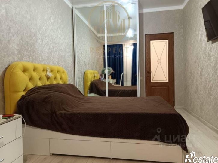 3-комн квартира улица Пестова, 15Б,  д. 15Б